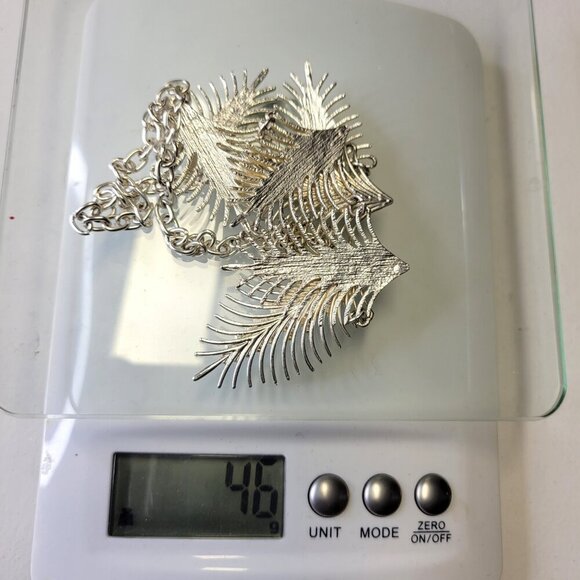 Silver tone Spike Pendant or Leaf Motif Necklace - Picture 14 of 16